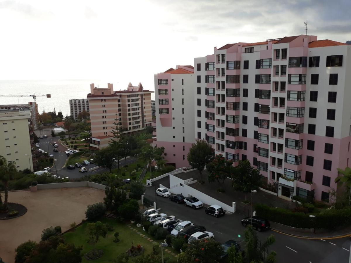 Elegant Apartment With Sea Views By Trip2Portugal Funchal  Exterior photo