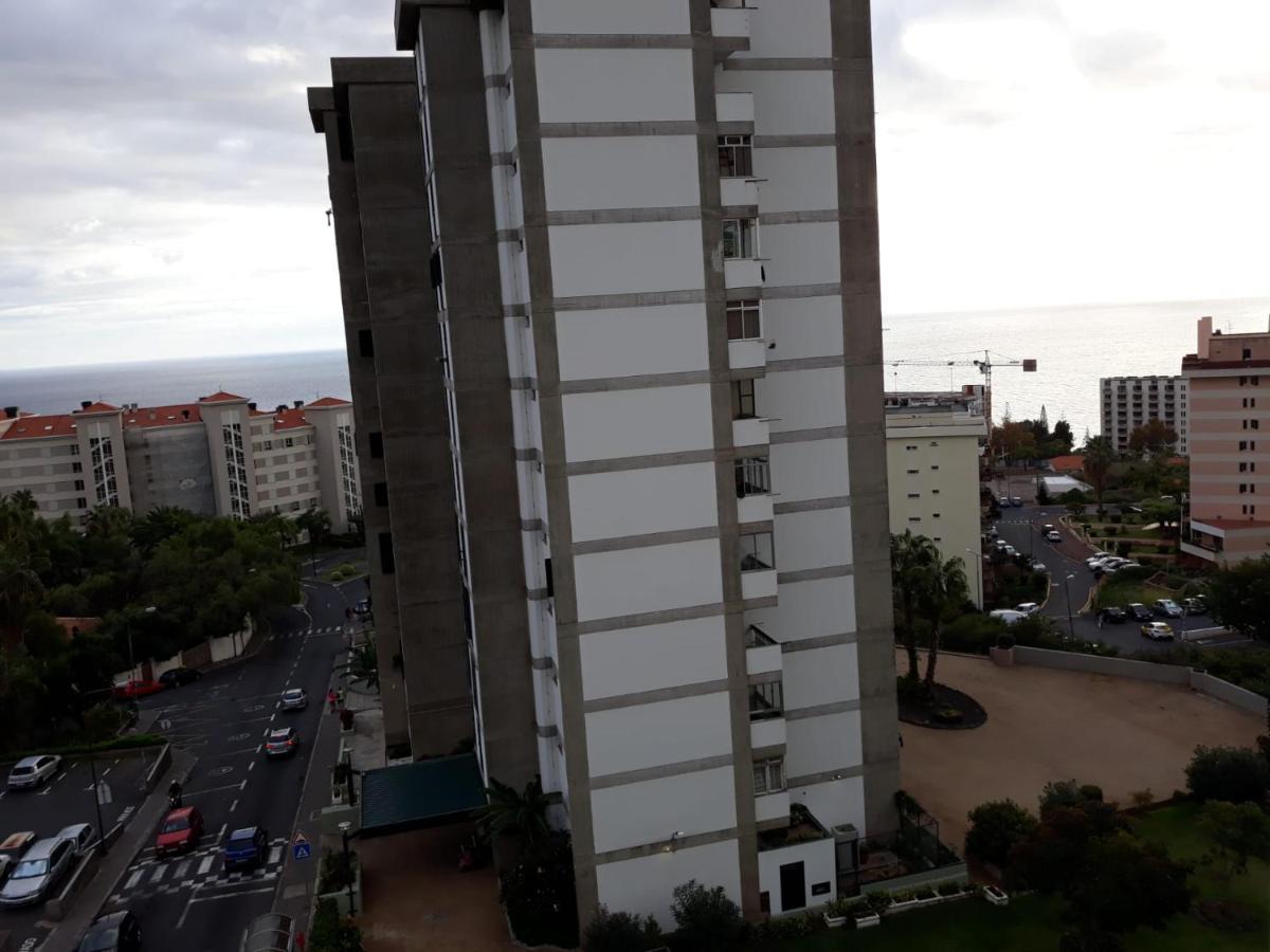 Elegant Apartment With Sea Views By Trip2Portugal Funchal  Exterior photo