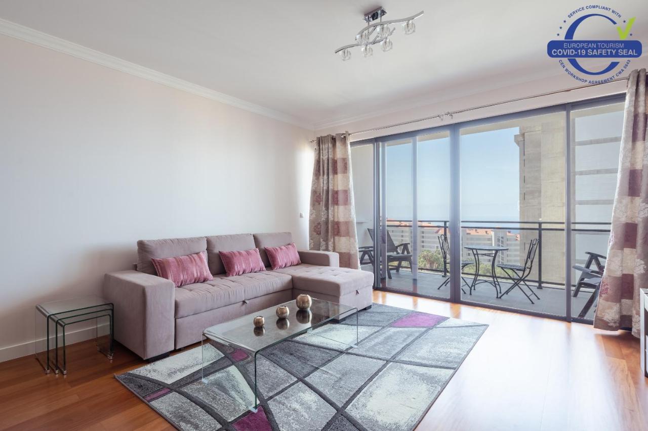 Elegant Apartment With Sea Views By Trip2Portugal Funchal  Exterior photo