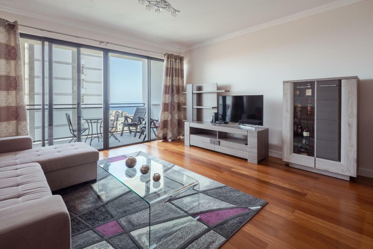Elegant Apartment With Sea Views By Trip2Portugal Funchal  Exterior photo
